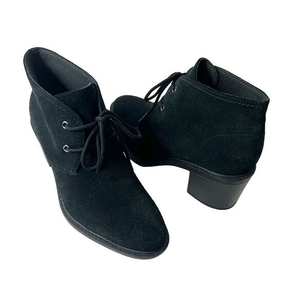 Clarks Collection Womens Sz 9M Black Suede Granny Block Heels Lace Up Ankle High - Picture 1 of 11